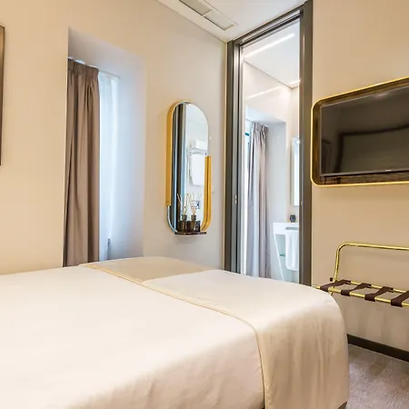 Готель Meraprime Gold