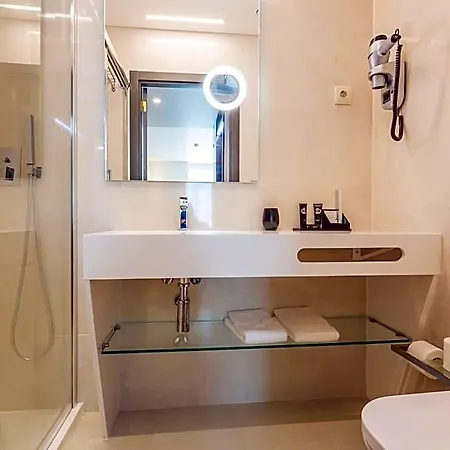 Hotel Meraprime Gold 3*